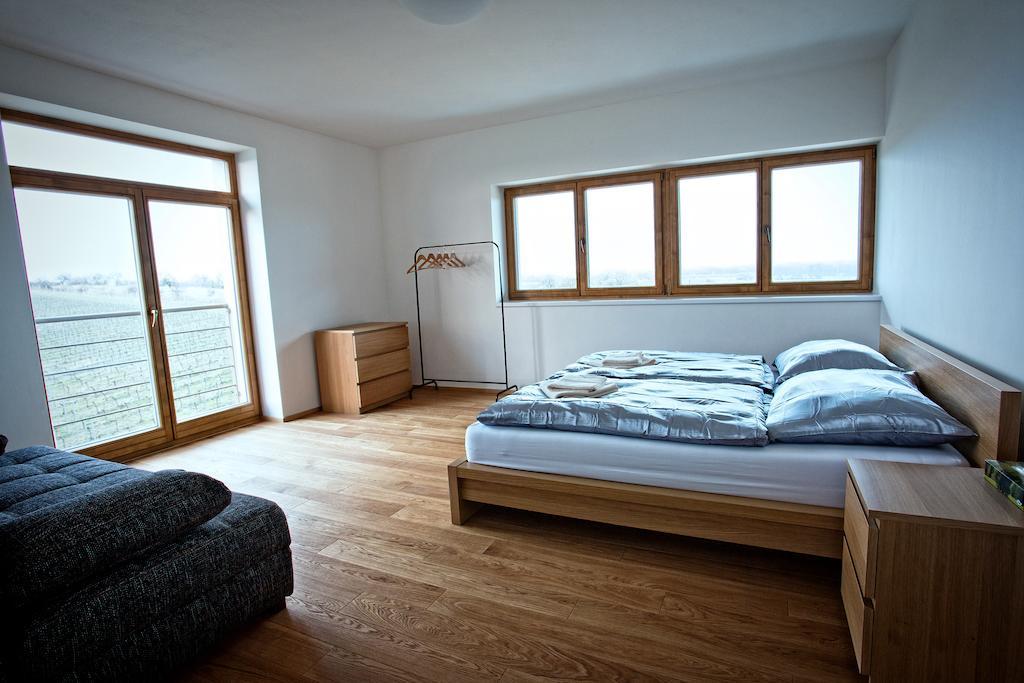 Vinarsky Penzion Strachotice Room photo